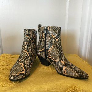 Circus by Sam Edelman "Garth" Snake print embossed  Ankle Boots